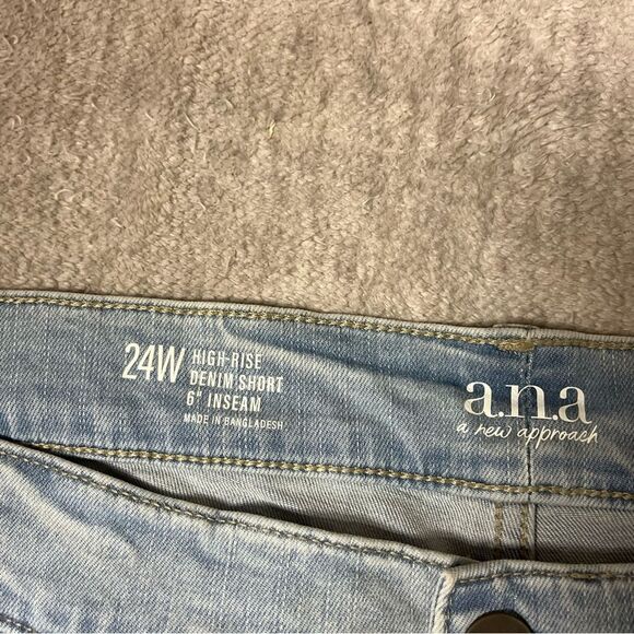 A.N.A A New Approach NEW Light Blue Denim Women's Jean Shorts size 24W - Picture 5 of 7